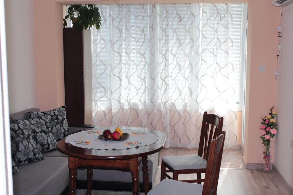 Apartment Central Βάρνα Εξωτερικό φωτογραφία