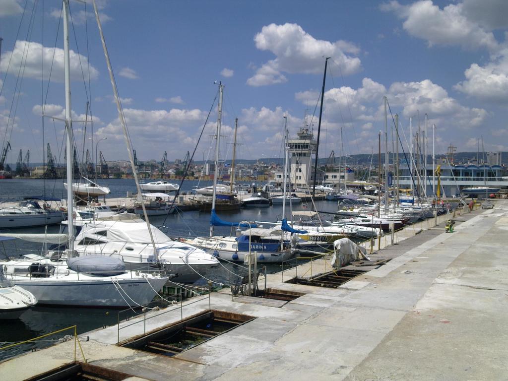 Apartment Central Βάρνα Εξωτερικό φωτογραφία
